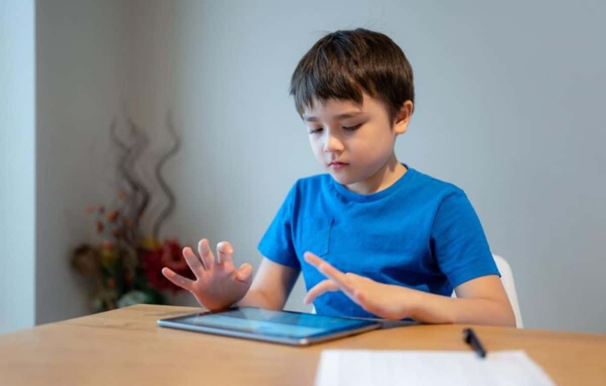 أفضل التطبيقات لمساعدة أطفال التوحد في تنمية مهاراتهم 