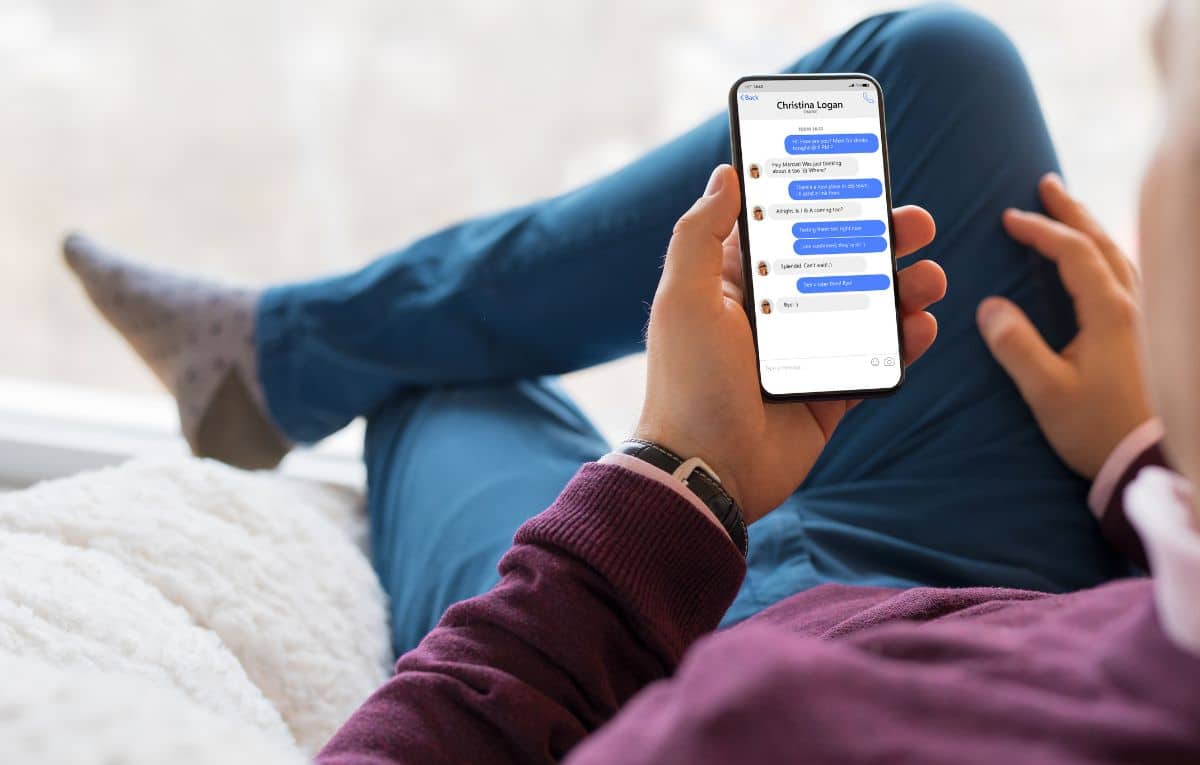 مزايا مخفية في تطبيق الرسائل في هواتف آيفون وكيفية استخدامها