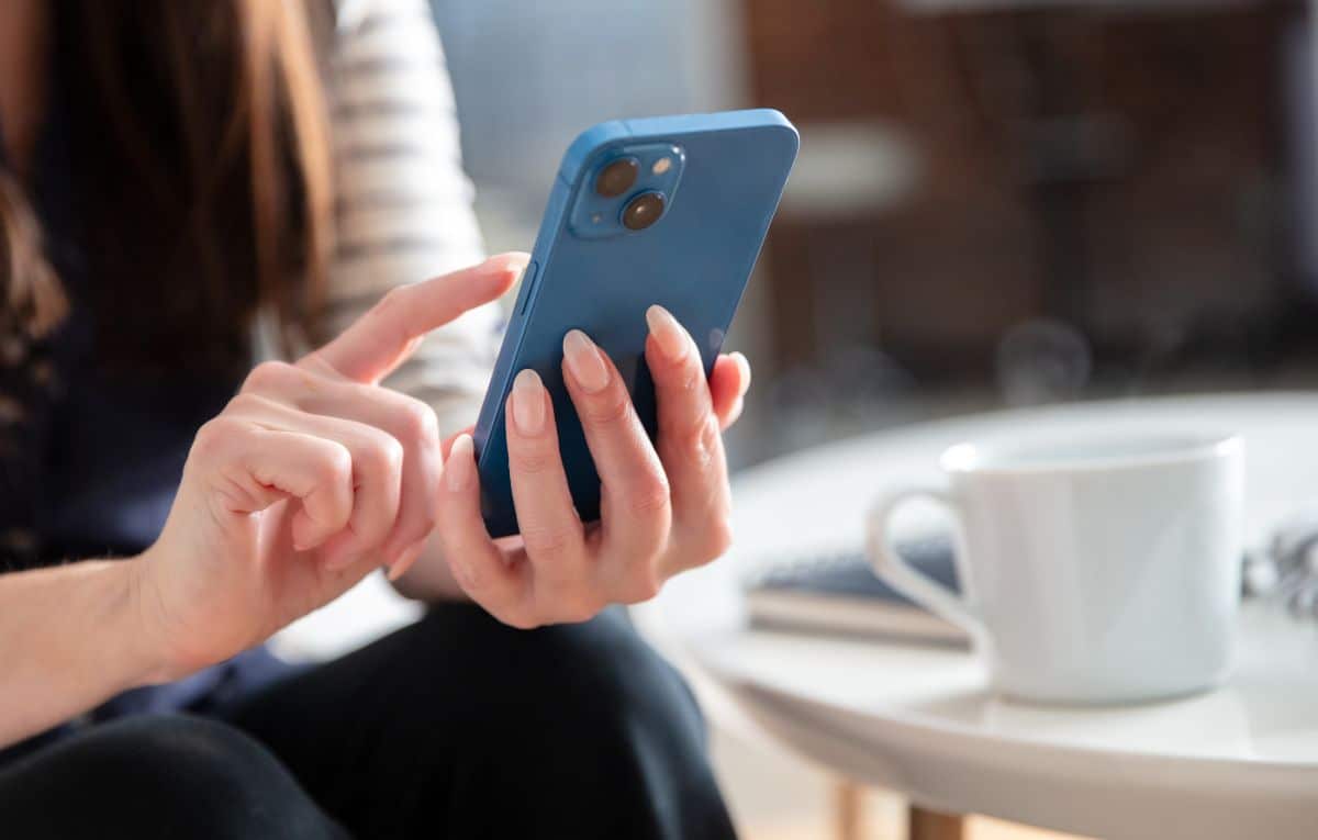 أبرز مزايا الذكاء الاصطناعي المخفية في هواتف آيفون