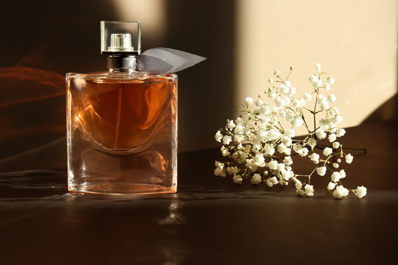 1738052414_720_معنى-العطر-في-حلم-ابن-سيرين معنى العطر في حلم ابن سيرين