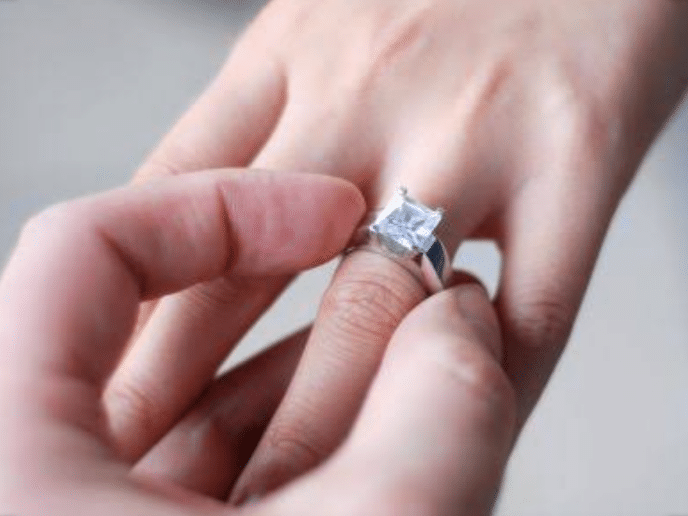 تفسير-حلم-الاشتباك-في-حلم-لرجل-متزوج-من-ابن-سيرين تفسير حلم الاشتباك في حلم لرجل متزوج من ابن سيرين